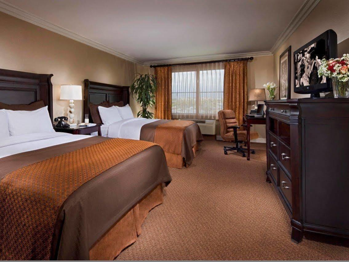 Best Western Ontario Mills Mall Εξωτερικό φωτογραφία